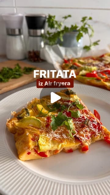 Fritata sa povrćem pripremljena u air fryer-u